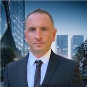 I am an experienced recruiter and career mentor to both graduates and professionals.